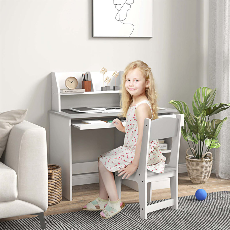 Ensemble de bureau et de chaise pour enfants avec rangement, conception ergonomique pour l'apprentissage confortable et espace d'étude organisé