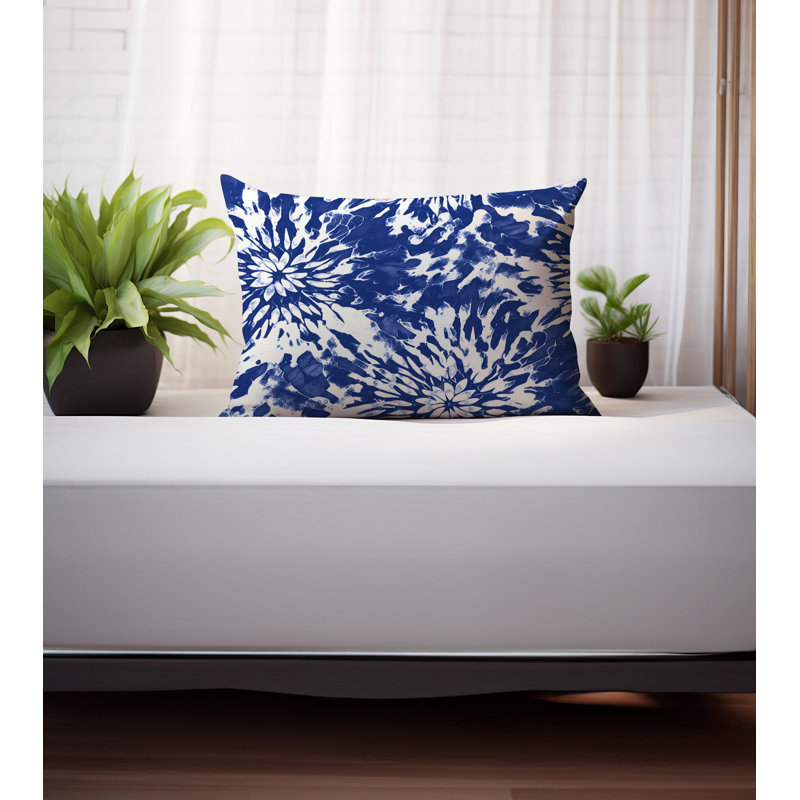 Coussin décoratif réversible en polyester filé Lorcan, Bleu marine / blanc, Rectangulaire H 18 po x l 25 po