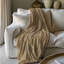 Couverture Golden Oasis Splendor-97675115
