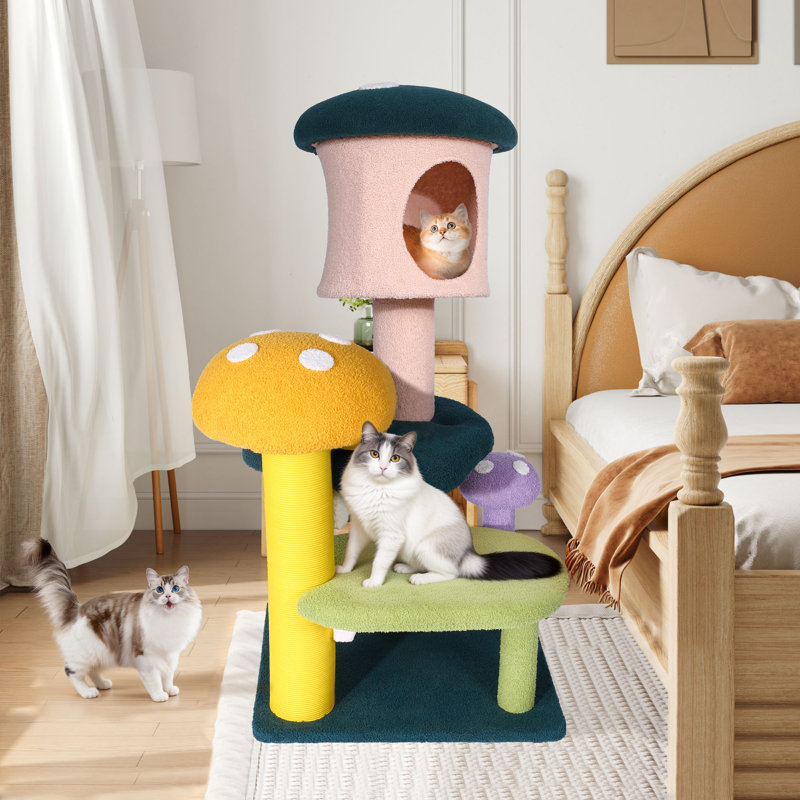 Arbre à chat 55 po avec poteaux à griffer et chatière en peluche