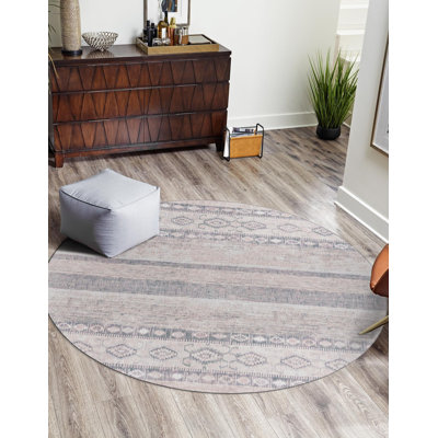 Aucion Chenille Geometric Indoor Rug