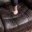 Fauteuil inclinable manuel en similicuir de 40,6 po de large avec bordure cloutée Margena-125592288
