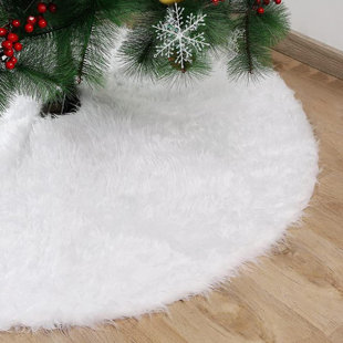 Faux Fur Tree Skirt