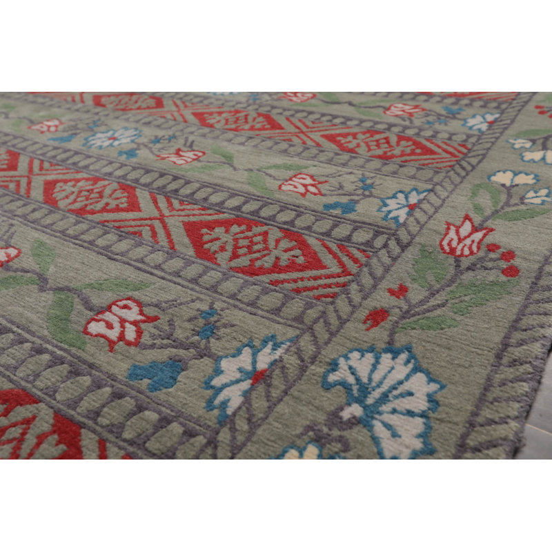 Lynnett One-of-a-Kind Rectangle:4'x6' Wool Area Rug in Celadon