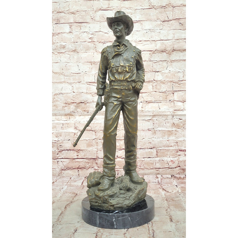 Statue de cowboy en bronze avec fusil - décor de sculpture de l'Ouest