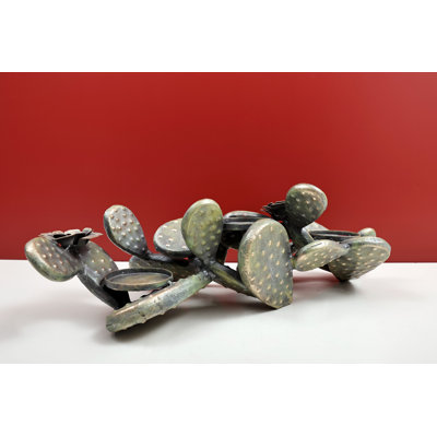 Porte-bougie en cactus en fer de 17 pouces fabriqué à la main - support multi-lumières artistique Southwestern, finition rétro pour le salon, la table basse ou la console