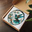 Vitrail colibri parmi les fleurs-129204596