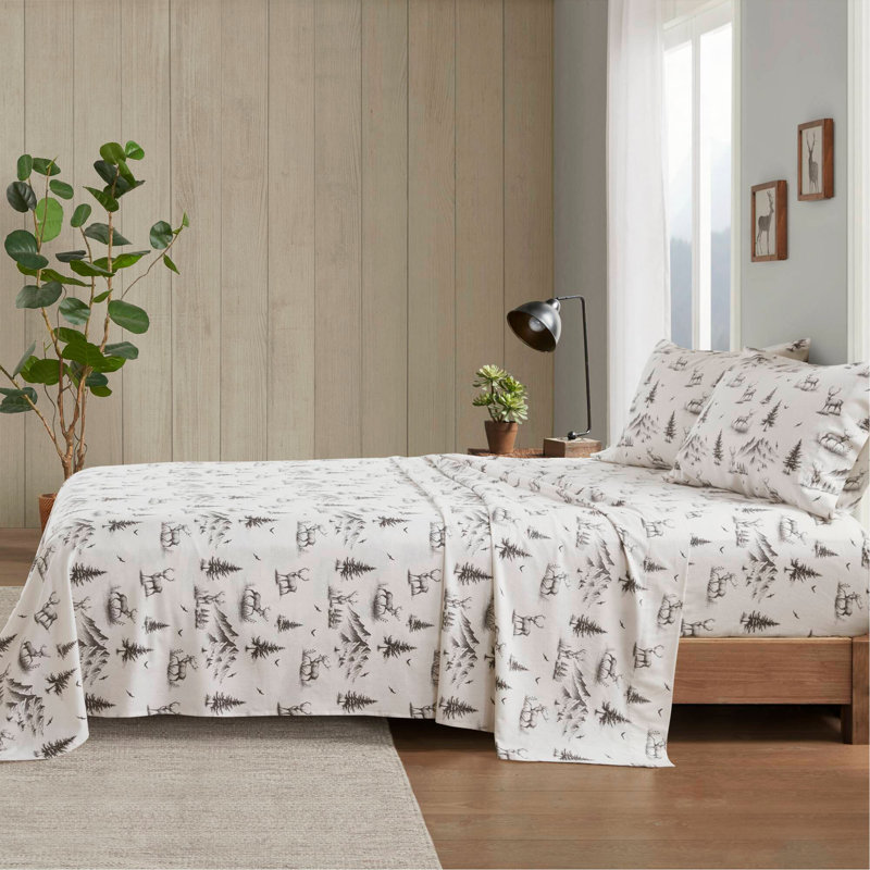 4 PCS Sheet Set Gray Deer Toile, Full Duvet Cover + 3 Additional Pieces