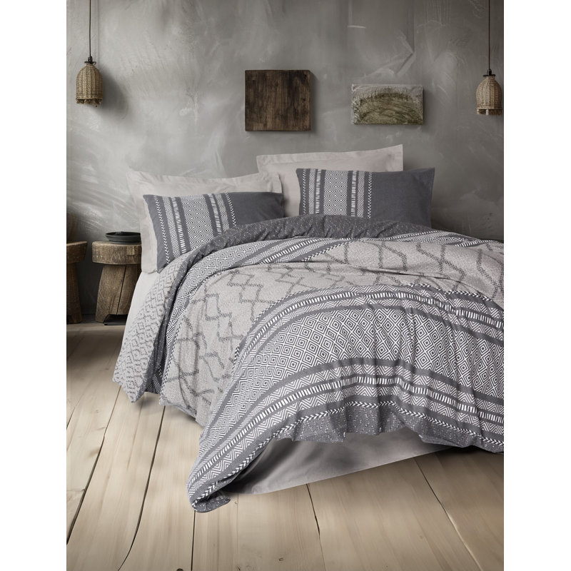 Tile Red Ranforce XXL Quilt Cover Set, 61 x 87 Duvet & 31.5 x 31.5 Pillowcase | 100% Cotton, Machine Washable, 145 Thread Count | Stylish Pigment Printing, Button Closure Design for Ultimate Comfort