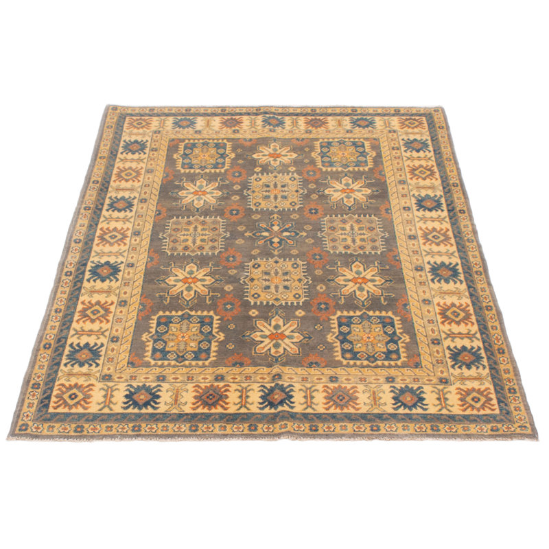 Tapis unique gris 5 pi 0 po x 6 pi 7 po Yusei