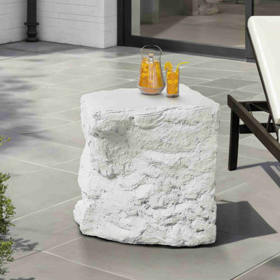 Table d'appoint d'inspiration pierre naturelle