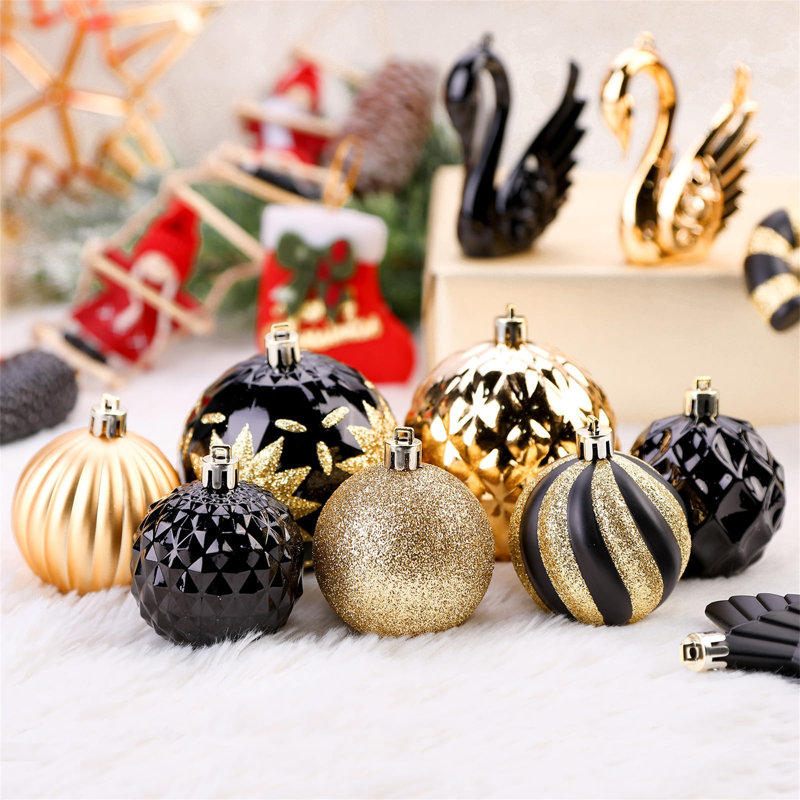 Holiday Shaped Ornament, Gold/Black