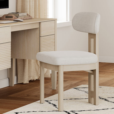 Ensemble de 4 chaises de salle à manger de style Mid-Century moderne, chaises de cuisine en tissu de polyester avec pieds en bois massif et tablier cannelé, chaises sans accoudoirs avec dossier incurvé pour salle à manger, salon
