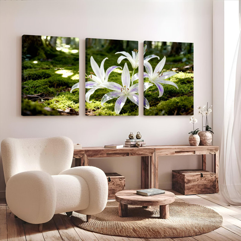 «White Lily Flowers in Forest Moss», reproduction d'art sur toile tendue sur toile (ensemble de 3), H 36 po x l 72 po