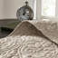 Couvre-lit réversible kaki très grand - rembourré de coton pour plus de confort. Surmatelas délicat surdimensionné de qualité supérieure. 2 taies décoratives incluses.