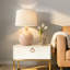 Maryclare 25 po blanc côtier rustique à intensité variable en résine céramique chambre salon table de chevet table de chevet avec port USB-241848904