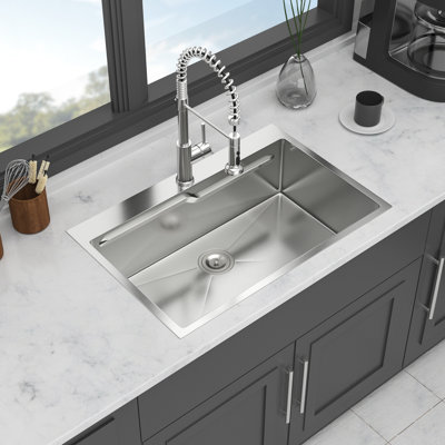 Évier de cuisine à montage sur plan 33 po - Acier inoxydable 22 x 33 po. T304 de calibre 16. Utilisation pratique. Drainage insonorisé et non bouché. Ensemble d'accessoires complet. Drain sans entraves.
