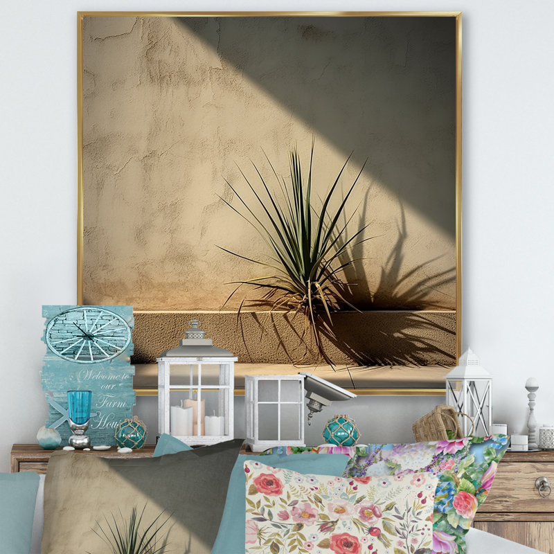 Plantes de minimalisme sur toile, H 24 po x l 24 po x P 1 po, Cadre flottant doré