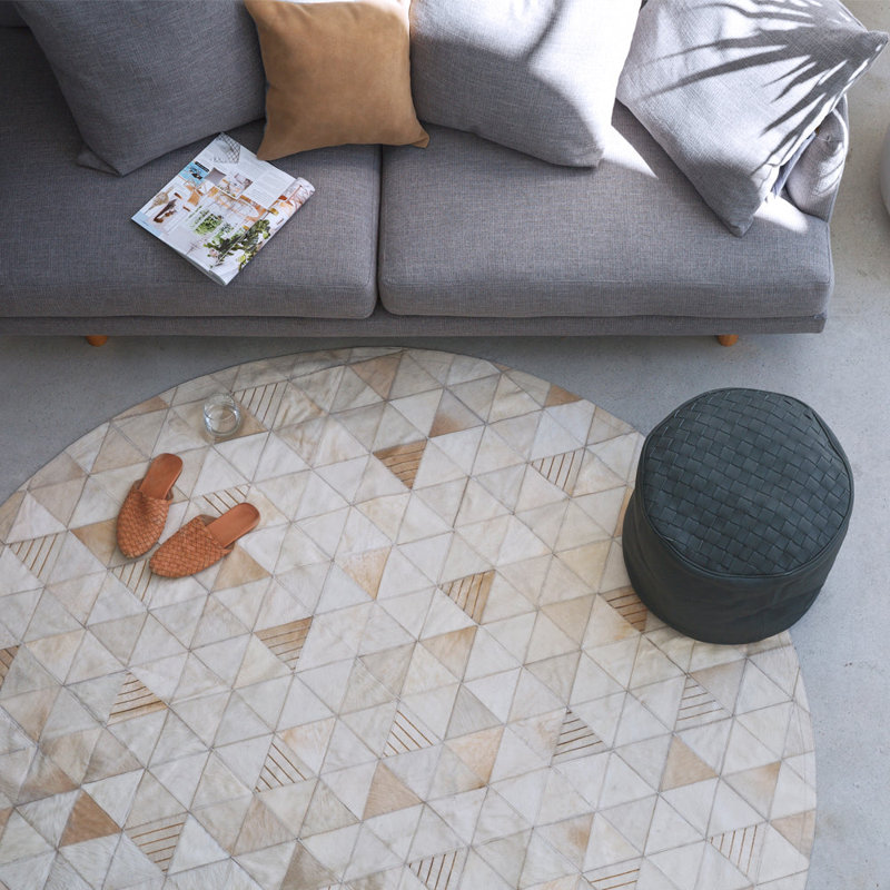Trilogia Cowhide Geometric Area Rug, Round 4'11"