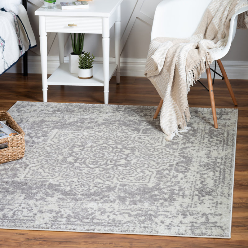 Mirielle Oriental Indoor Rug, Square 7'10"