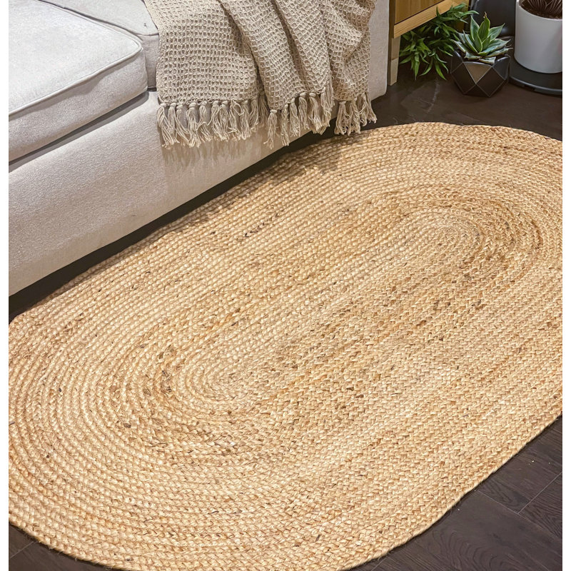 Indoor / Outdoor Rug, Oval 4' x 6'3"