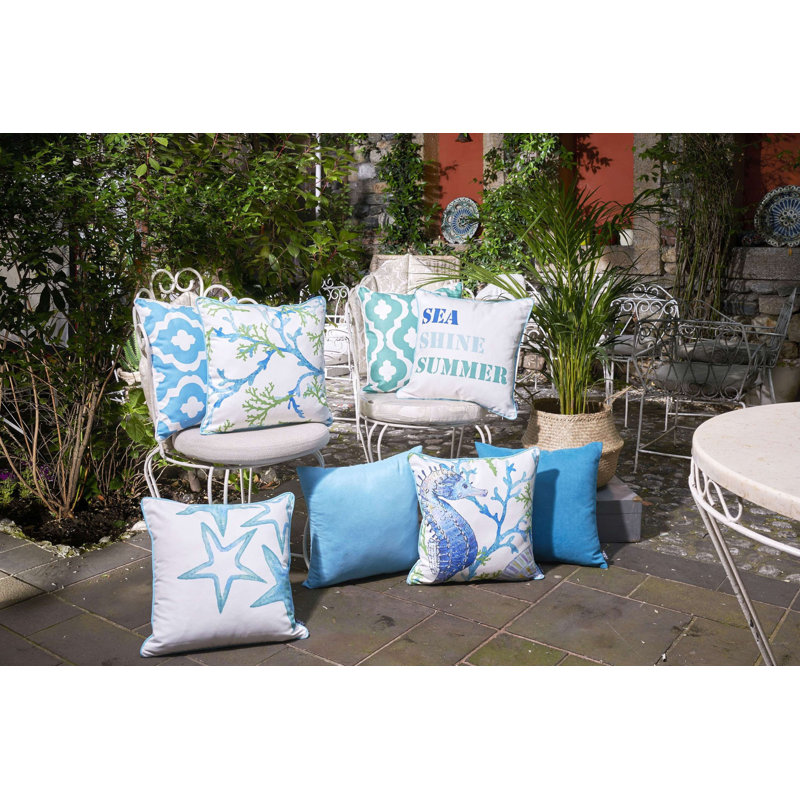 Coussin bleu et blanc