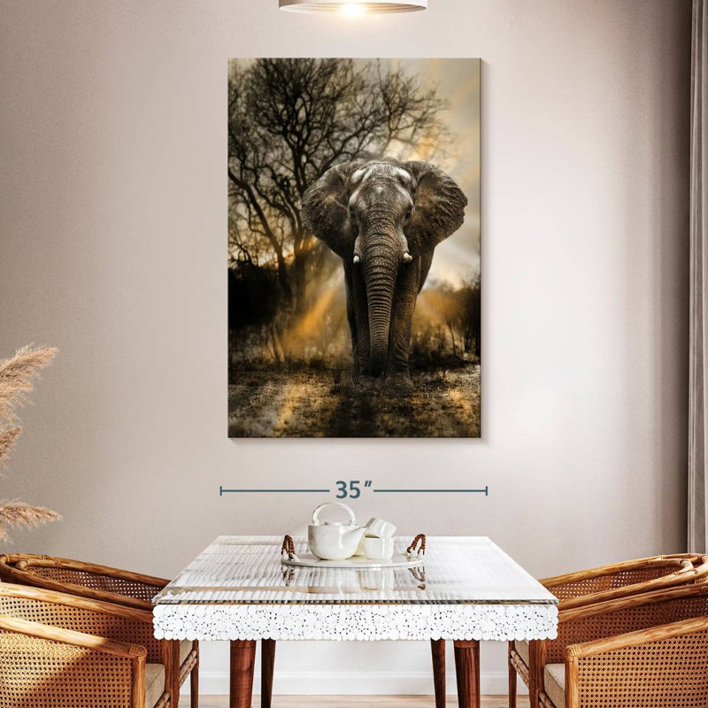 «Elephant Sunset», reproduction sur toile, H 51 po x l 34 po x P 1,25 po