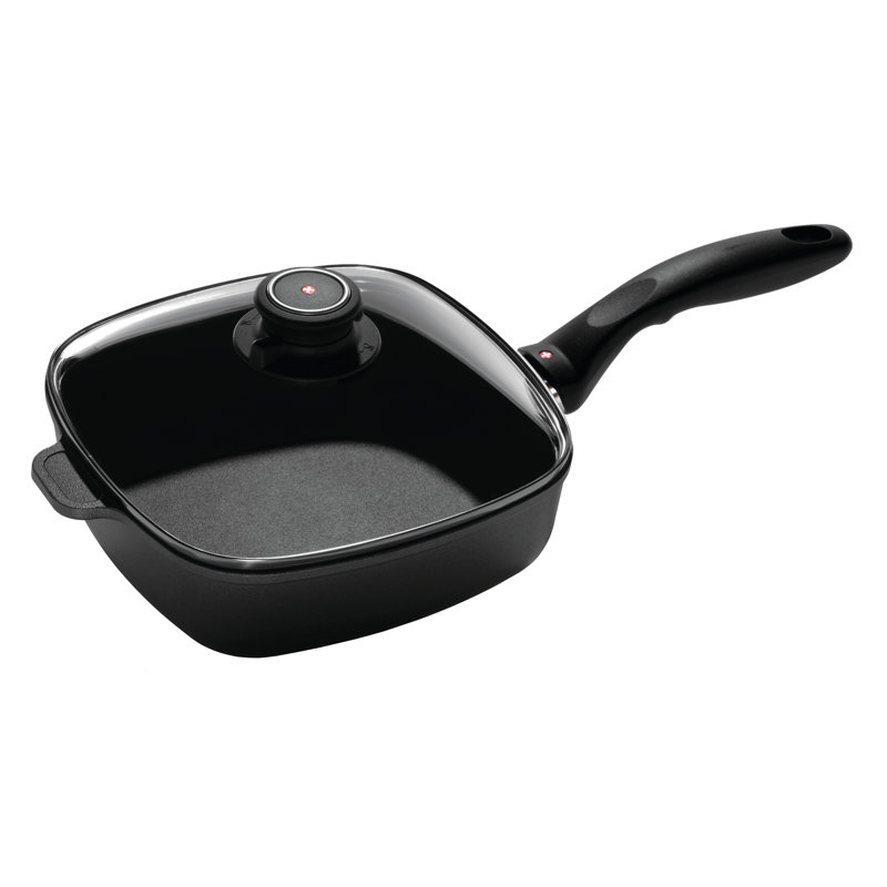 Saute Pan with Lid, 2.1 Qt.