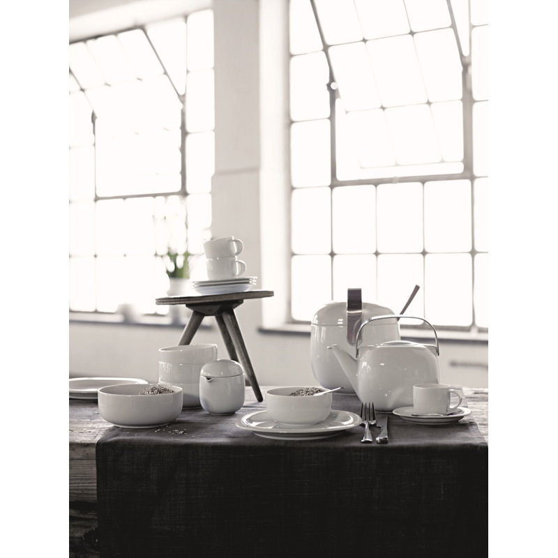 Suomi Porcelain Saucer