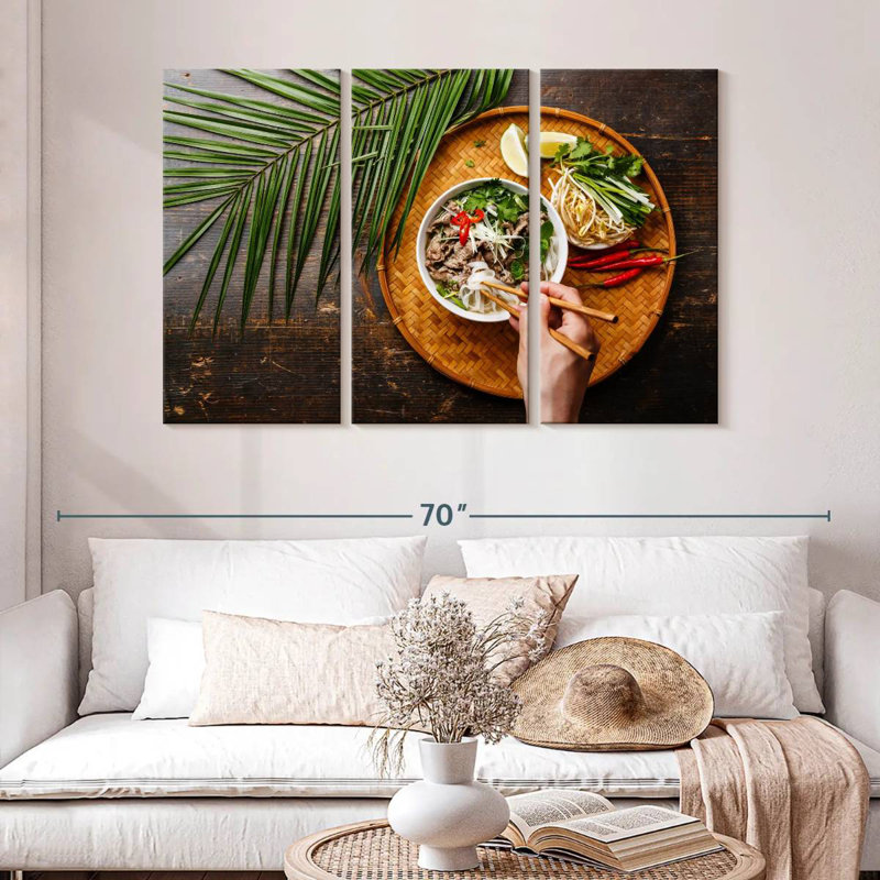 Yarlin Pho Bo, 32" H x 50" W