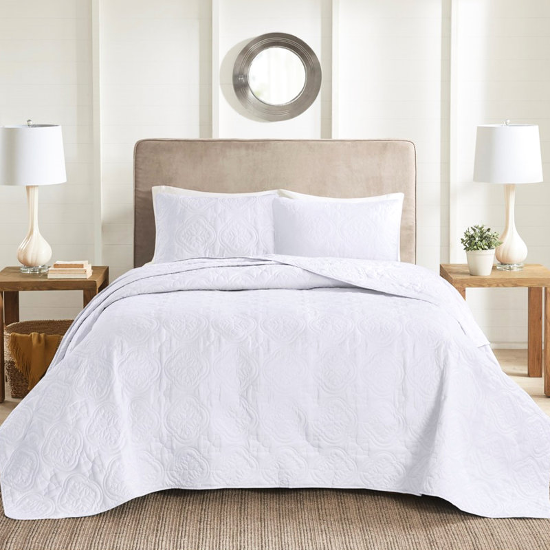 48f-f3cf-03364 Comforter