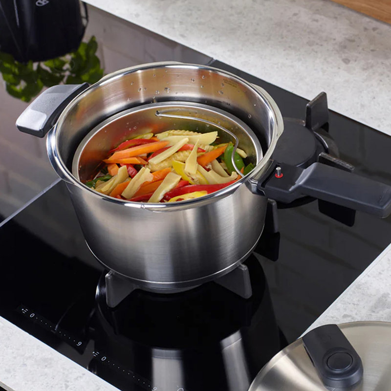 Vitaquick® Premium 2 Piece Set: 2.6 Quart Pressure Skillet And 4.8 Quart Pressure Cooker With Steamer Insert And Tripod