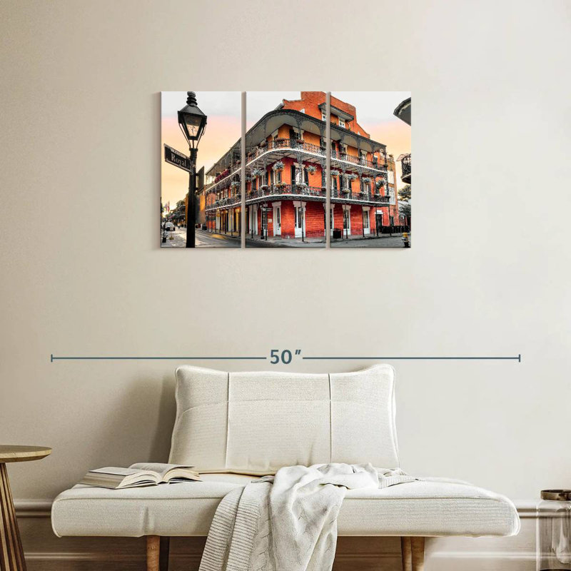 Rorry New Orleans Royal, 20" H x 33" W