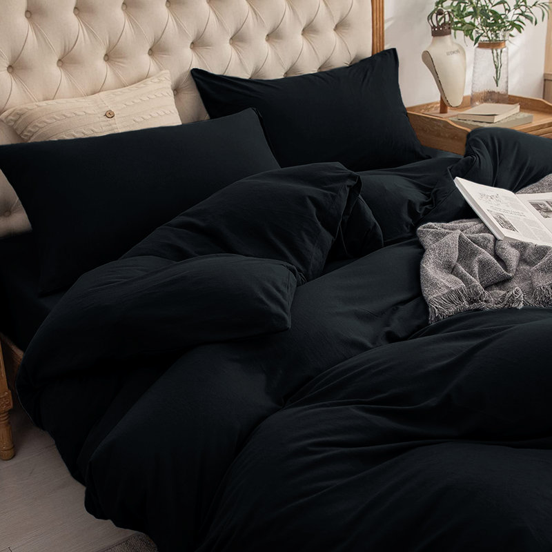 Luxury 4-Piece Microfiber Duvet Cover Complete Set, Black, Single Duvet Cover + 2 Additional Pieces