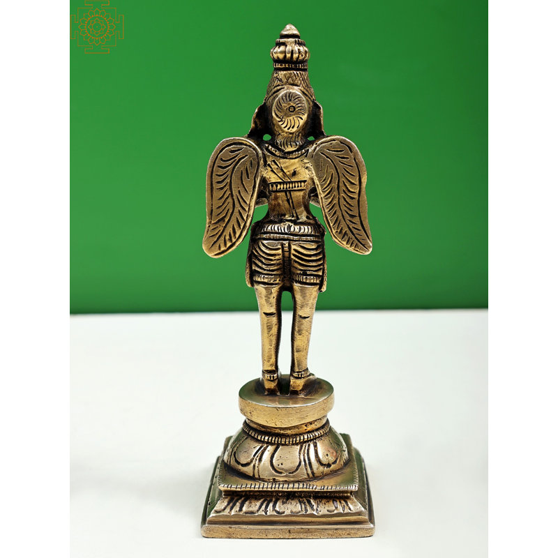 Petit garuda à Namaskara Mudra