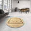 Tapis brun/vert/gris zone contemporaine-421498612