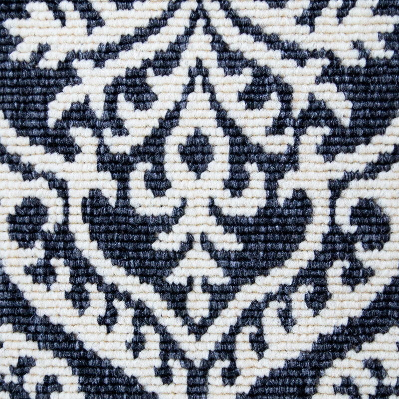 Tapis damassé area black Pellegrino, Rectangle 6 pi 7 po x 8 pi 4 po