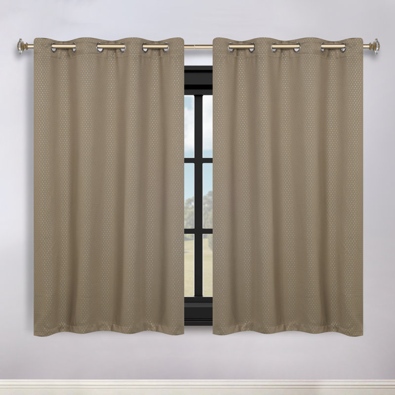Ensemble de rideaux obscurcissants à motif géométrique abstrait Wiechmann, l 52" x L 63", Vert olive