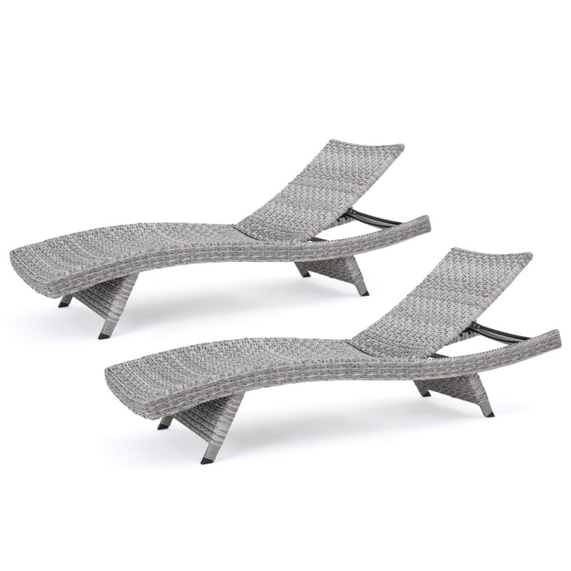 Chaise longue en osier crème