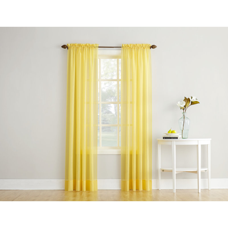 Panneau de rideau diaphane avec passe-tringle Maxon, Jaune, l 51 po x L 95 po