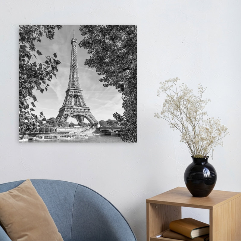 «Classic Eiffel Tower View», architecture contemporaine contemporaine, art mural, H 24 po x l 24 po