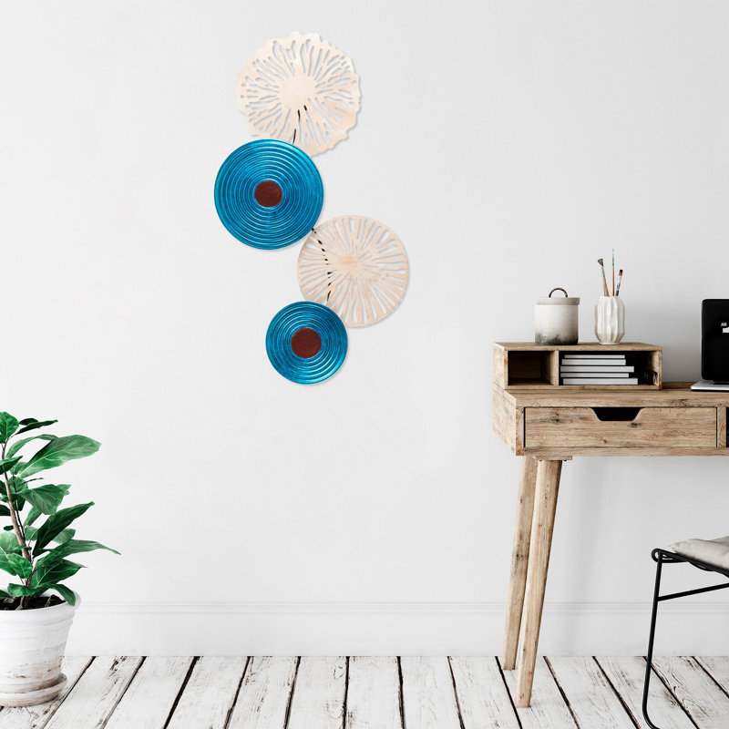 Abstract Wall Decor on Metal