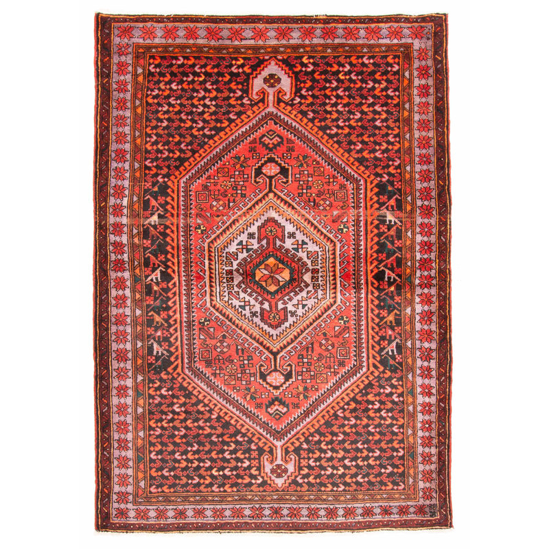 Tapis rouge Anadol 5 pi 1 po x 7 pi 4 po