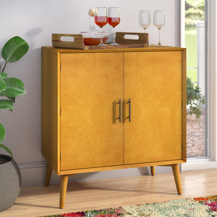 O'Reilly 31.75'' Bar Cabinet