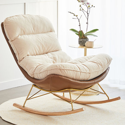 Chaise berçante élégante, confortable et décontractée