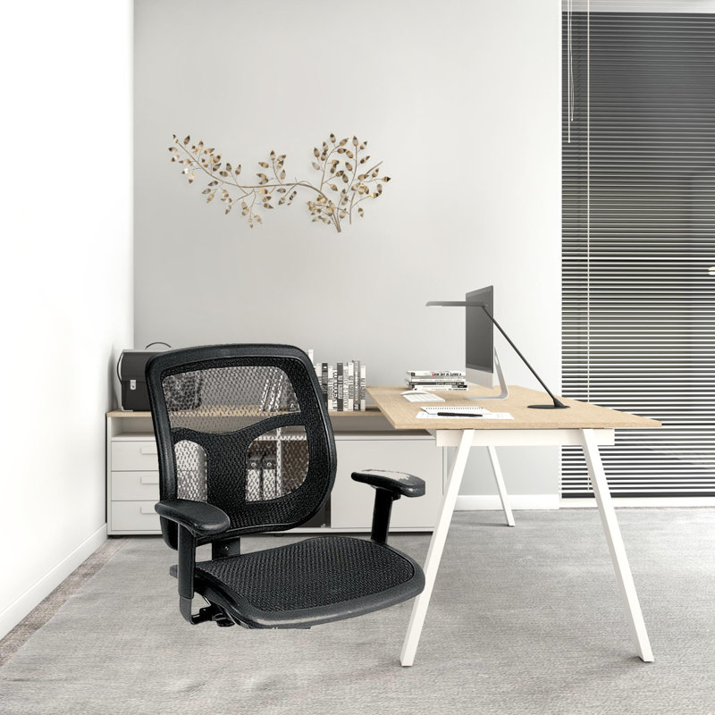 Chaise de bureau noire pivotante réglable
