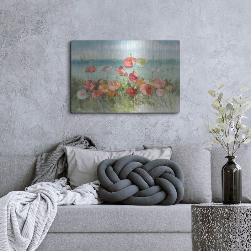 Rosecliff Heights «Coastal Poppies Light». par Danhui Nai, art mural en métal