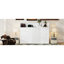 Lit simple TG avec bureau, conduit, charge. Blanc. Composé en bois massif et pour un bureau blanc ou un bureau blanc. Construire
