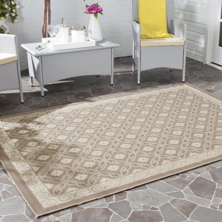 Maplewood Hooked Indoor/Outdoor Beige Rug