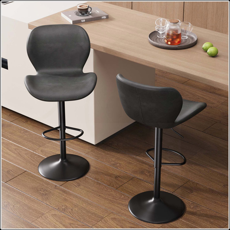 Ensemble de 2 tabourets de bar pivotants, revêtu en cuir de polyuréthane avec dossier et repose-pieds, réglable en hauteur pour une utilisation polyvalente dans des environnements commerciaux